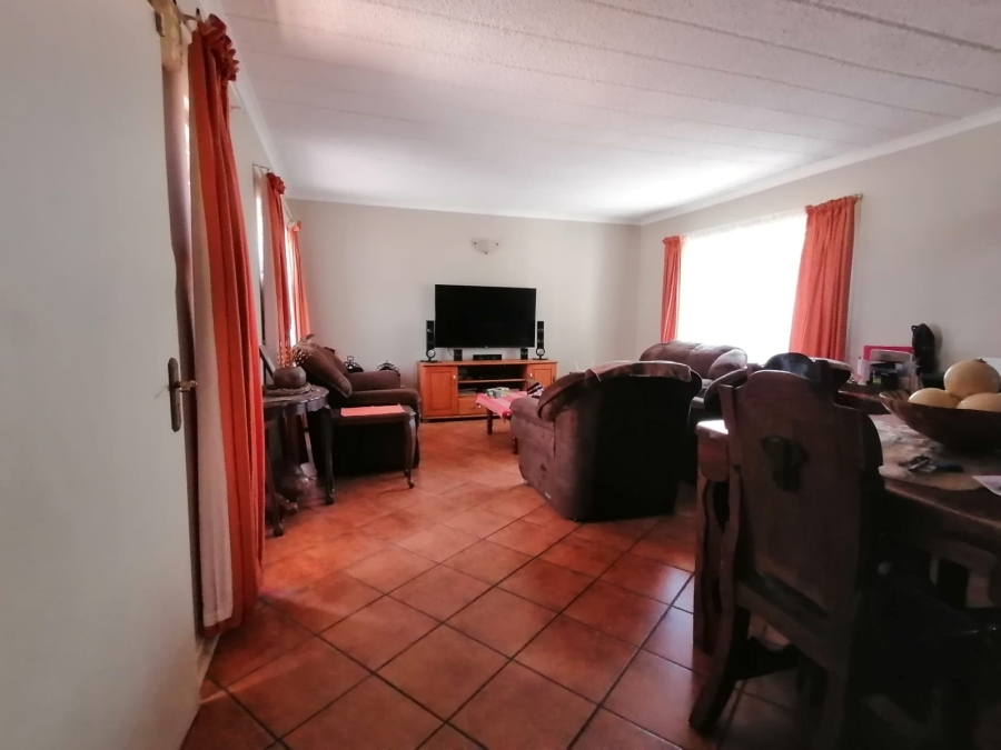 3 Bedroom Property for Sale in Geelhoutpark North West